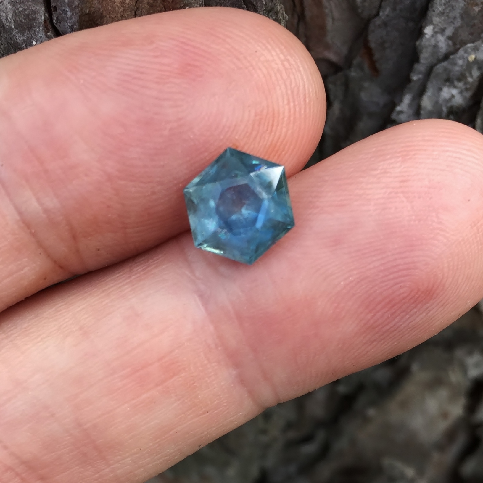 USA Cutting Unheated Montana Sapphire 3.18 Carats Litnon.com