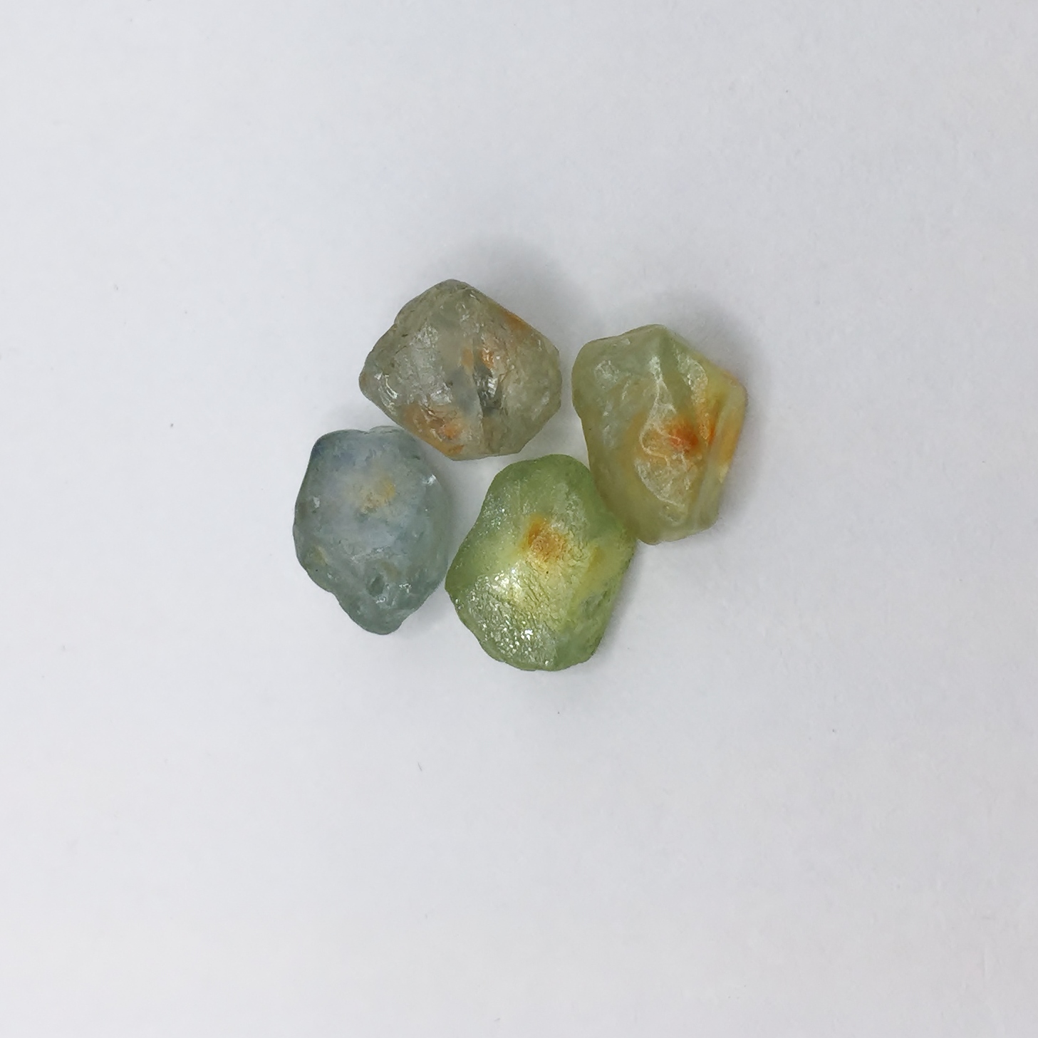 Hand Select Natural Montana Sapphire Facet Rough 14.26 Carats Litnon.com