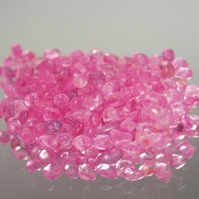 Sweet Pink Sapphire Melee Facet Rough 20.46 ct  Litnon.com