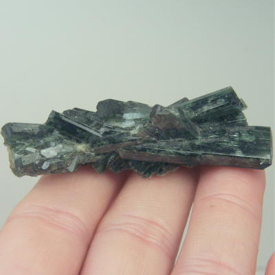 Top Quality and Color Rare Epidote Specimen Afghanistan  Litnon.com