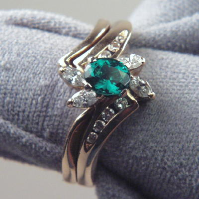 Beautiful Tsavorite Garnet Diamond 14 kt Ring  Litnon.com