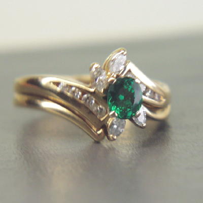 Beautiful Tsavorite Garnet Diamond 14 kt Ring  Litnon.com