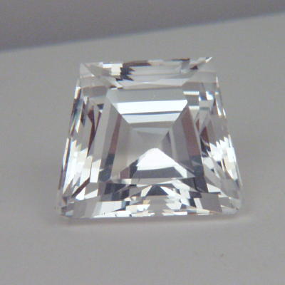 Custom Cut Huge and Brilliant White Topaz 21.71ct  Litnon.com