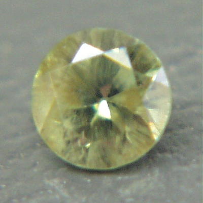 Rare Old Mine Russian Demantoid Garnet  Litnon.com