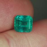 Bright and Nice Color Untreated Colombian Emerald 1.33ct