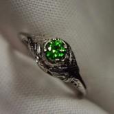 Antique 18kt White Gold Russian Demantoid Garnet Ring 