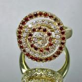 Unique Cognac and White Diamond Circle Ring 14 kt 