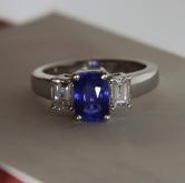 Estate Ceylon Sapphire 18 Karat WG Diamond Ring 