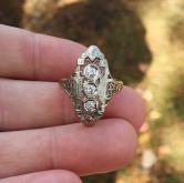 Antique 18kt White Gold Filigree Diamond Ring 