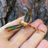 Vintage 18 Karat Gold Diamond and Enamel Brooch Pin 