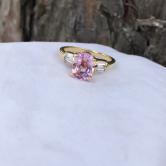 Natural 2.60 Carat Pink Ceylon Sapphire and Diamond 14 kt Ring 